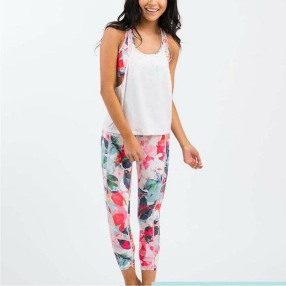 Zyia Active | Women’s Floral Zipper Pocket Light N’ Tight Hi-Rise Capri 20" LNT - Picture 1 of 12